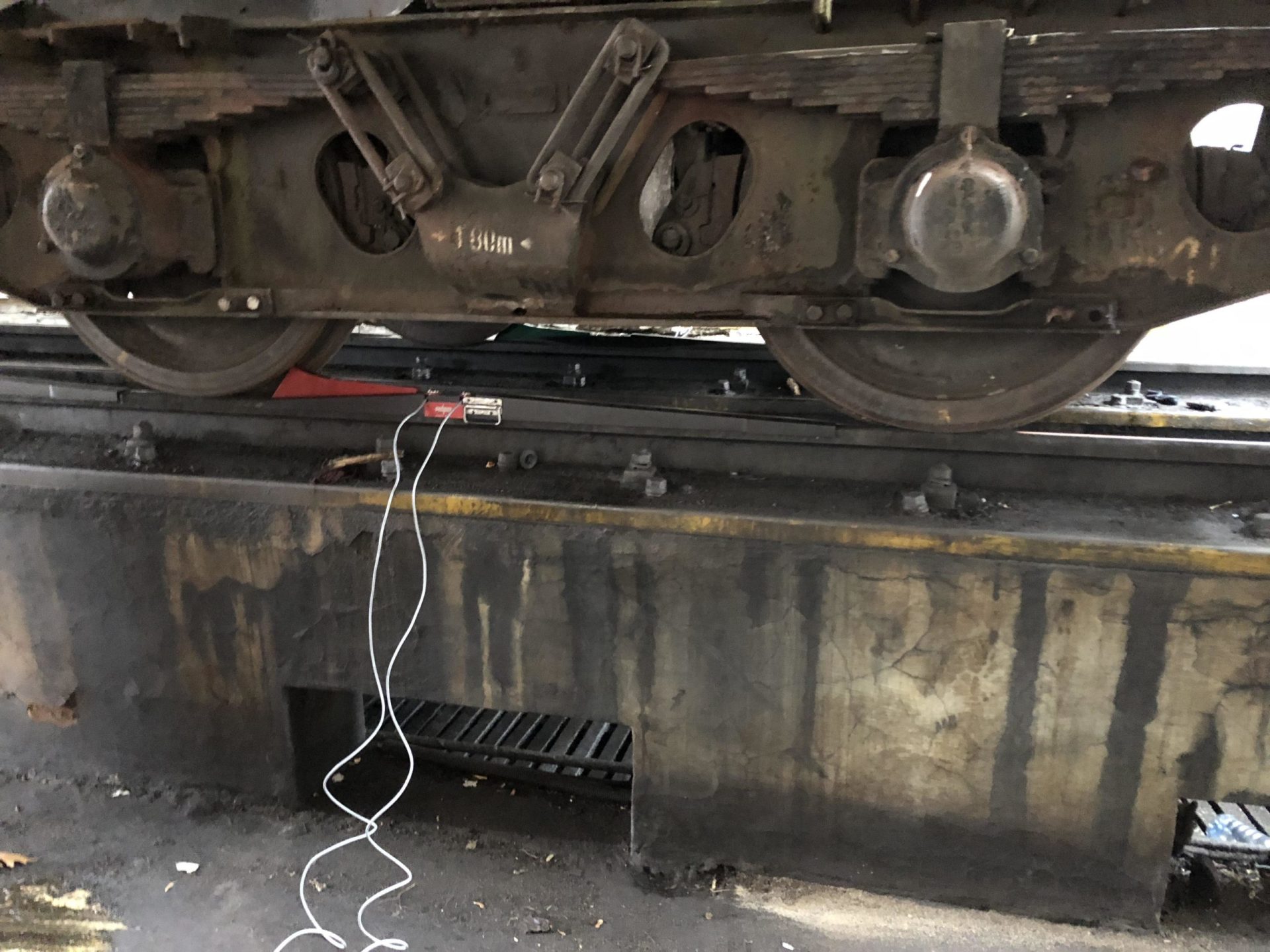 WEIGHING ROLLING STOCK